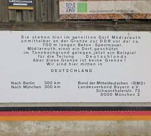 Historische Infotafel zur Deutschen Teilung