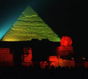Nachts an den Pyramiden