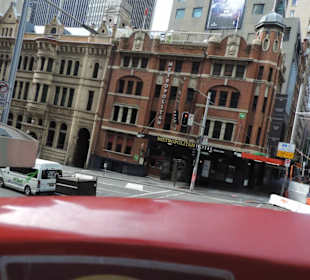 Mit dem Hop-on hop-off Bus in Sydney unterwegs