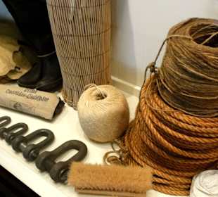 Aus dem Sortiment eines Schiffsausrüsters