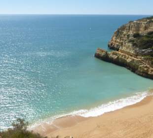 Praia de Benagil an der Algarve