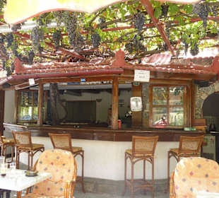 Cafe Bar Dreams