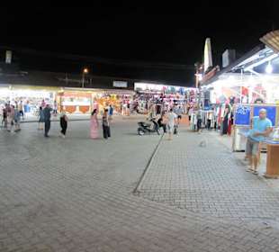 Einkaufsstrasse in Kumköy