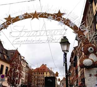 Eingang zu den Weihnachtsmärkten