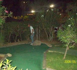 Abenteuer inigolf im Dinopark