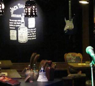 Pub Restaurant Piano