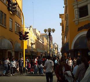 Pedestrian area in Lima starting at plaza de armas