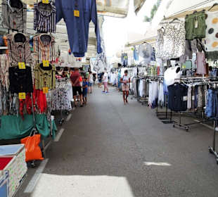 Rundgang über den Wochenmarkt von Limone