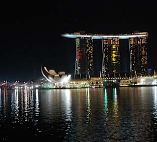Marina Bay Sands at night