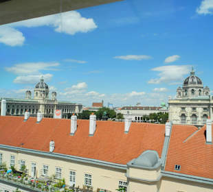Ausblick vom Leopold Museum