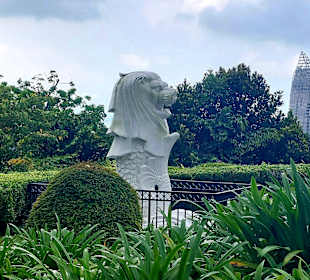 Merlion Mount Faber Point