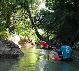 Kanufahrt im Khao Sok Nationalpark