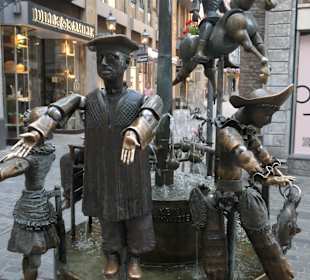 In Aachen beim Puppenbrunnen in der Krämerstraße