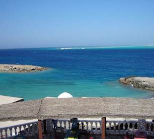 Meer mit Korallenriff