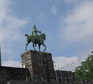 Reiterstandbild Kaiser Friedrich III.