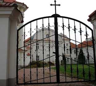 Zespół Klasztorny oo. Misjonarzy w Siemiatyczach.