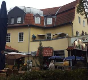 Außenansicht...