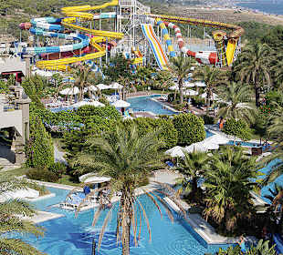 Aquapark with Nashira Hotels Pool
