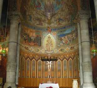 Interno della chiesa inferiore