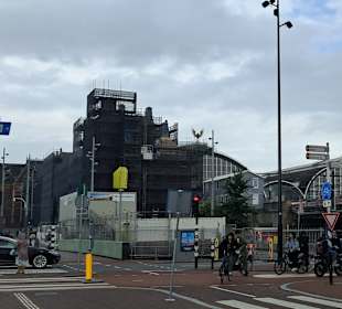 Bahnhof / Centraal Station in Amsterdam