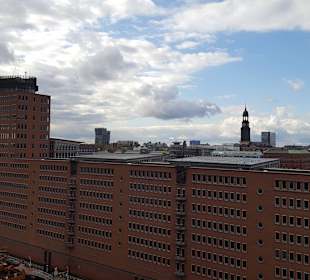 Blick von der Elbphilharmonie 