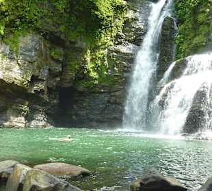 Tolles Naturschwimmbecken