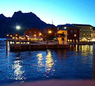 Blick auf den Hafen - Torbole 