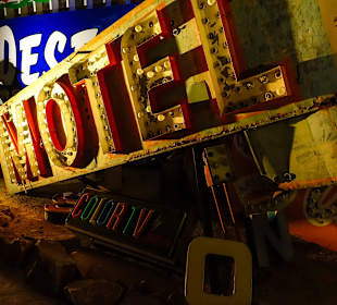 Neon Museum bei Nacht