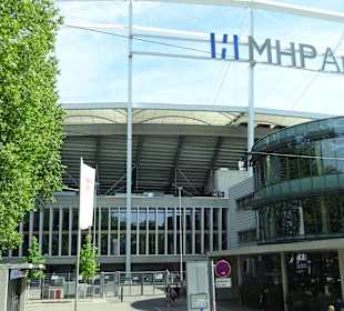 MHP-Arena (ehemals Mercedes-Benz Arena)
