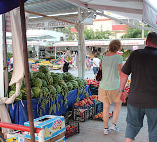 Basar 15 Min Fußweg vom Haupteingang des Hotels