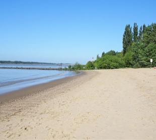 Eindrücke vom Strand am Rissener Ufer