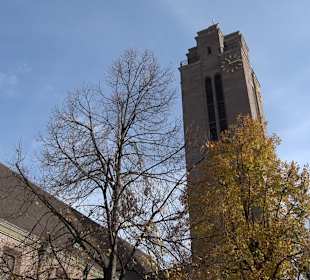 Kath. Pfarrkirche St. Petrus Canisius