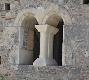 Antike Fenstersäule