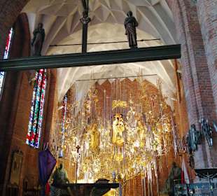 Der Bernsteinaltar in der Brigittenkirche