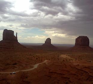 Monument Valley 