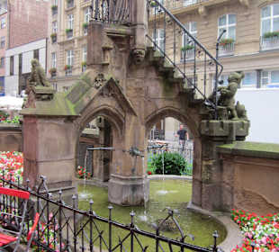 Der Heinzelmänchenbrunnen
