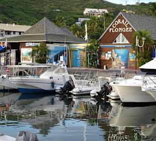 Morgen am Hafen von Saint Gilles