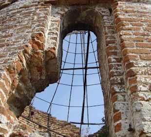 Ruine Abtei Levsnovskoye
