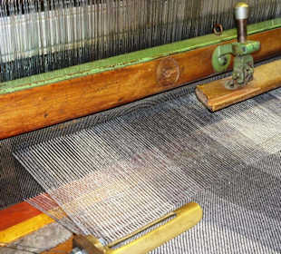 Rundgang durch die Maschinenhalle der Tuchfabrik