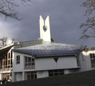 Albert-Schweitzer Kirche
