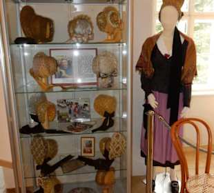 Wachauer Trachtenhauben