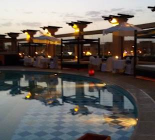 Seafood Dinner am Du Port Pool