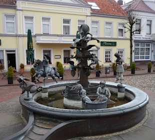 Sagenbrunnen