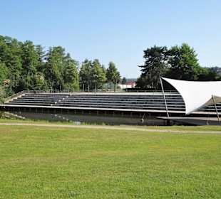 Die Seebühne im Landesgartenschau-Park
