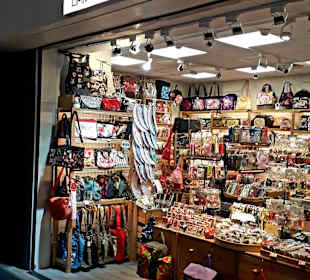 Zhongshan Metro Mall (R)