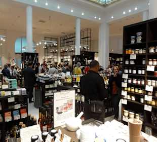 Rundgang durch das Manufactum Bremen