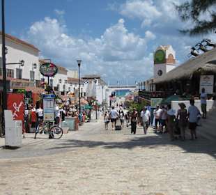 Seitenstraße der Avenue zum Hafen