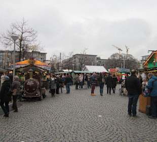 Weihnachtsmarkt am Wasserturm