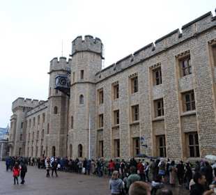 Außenansicht Jewel Tower
