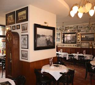 Gastronomiebereich innen